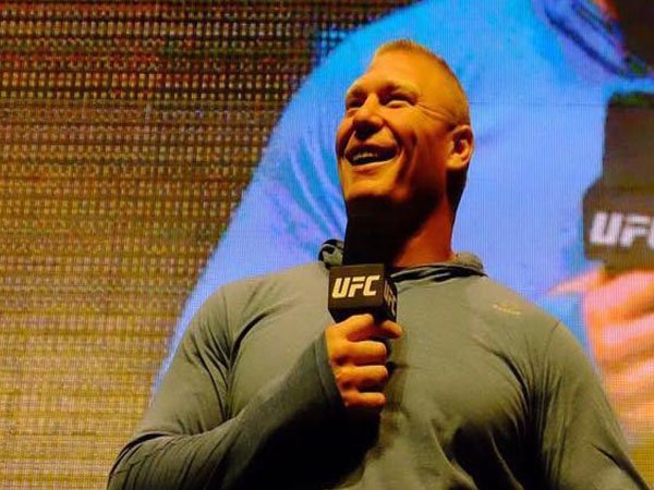 Dana White Sebut Brock Lesnar Tertarik dengan Duel Kontra Jon Jones