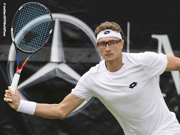 Denis Istomin Lumpuhkan Philipp Kohlschreiber Di Stuttgart