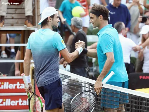 Lolos Ke Semifinal Di Stuttgart, Roger Federer Semakin Dekat Dengan Peringkat 1 Dunia