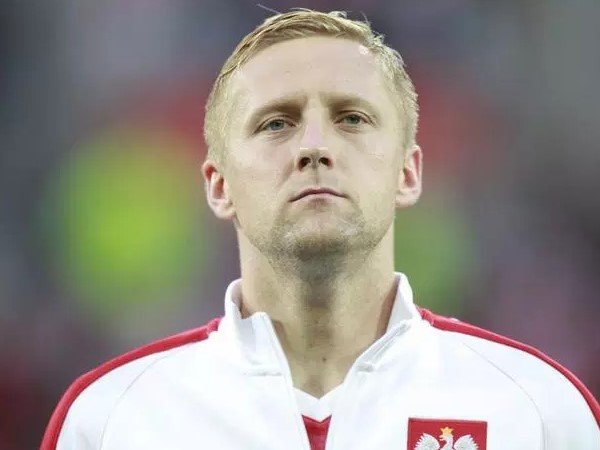 Glik Diragukan Tampil Lawan Senegal, Polandia Masih Punya Senjata Rahasia