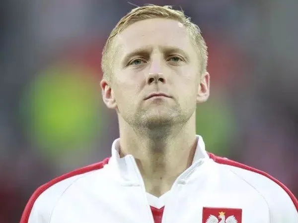 Glik Diragukan Tampil Lawan Senegal, Polandia Masih Punya Senjata Rahasia
