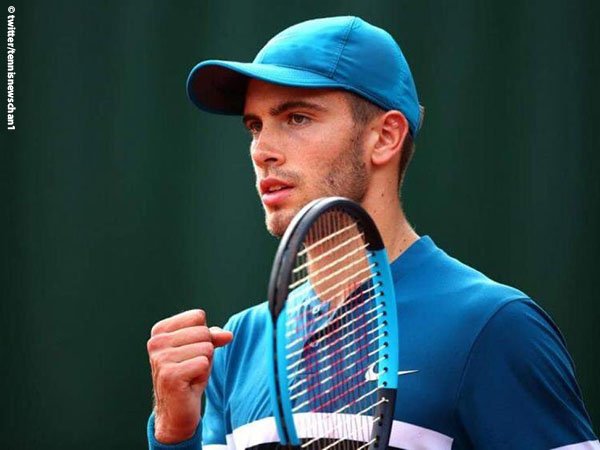 Borna Coric Mantap Melangkah Ke Perempatfinal Di Halle