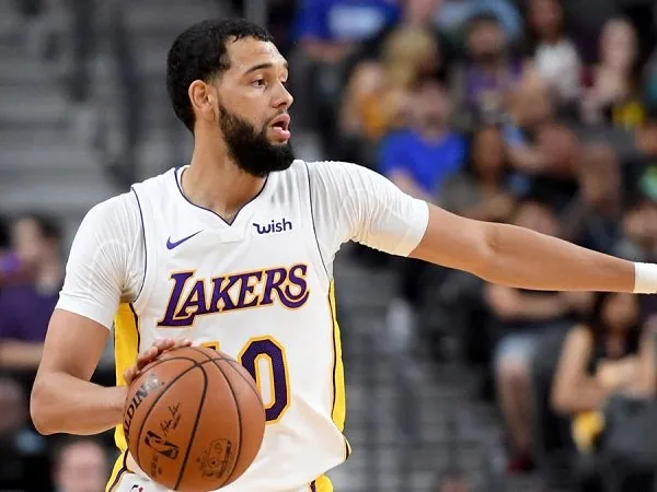 L.A Lakers Lepas Salah Satu Pemainnya, Tyler Ennis