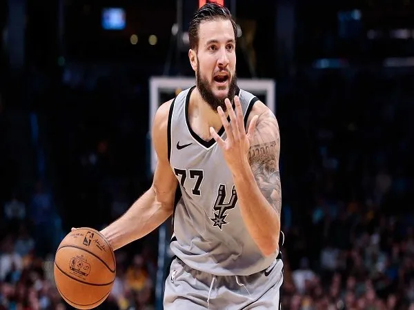 Joffrey Lauvergne Pilih Gabung Raksasa Turki, Fenerbahce