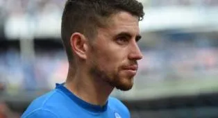 Semakin Dekat ke Chelsea, Jorginho 'Tertangkap' Terbang ke London