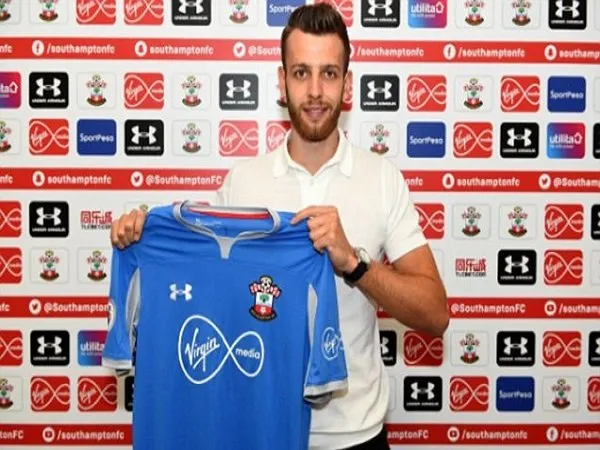 Southampton Resmi Datangkan Angus Gunn dari Man City