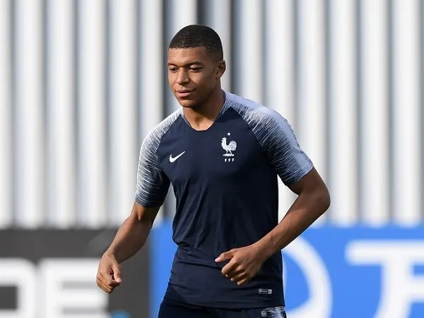 Didier Drogba Dukung Kylian Mbappe Klaim Ballon d'Or