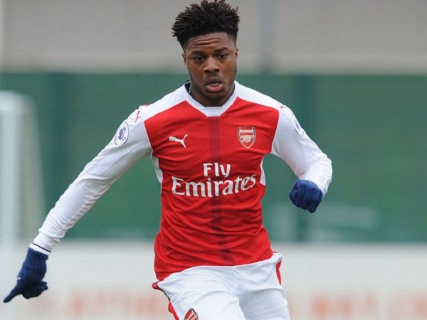Penyerang Muda Arsenal Selangkah Lagi Tinggalkan Klub