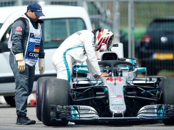 Alami Masalah Teknis, Lewis Hamilton Berusaha Lapang Dada