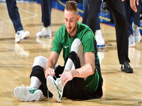 Ingin Kembali ke Industri Basket, New Balance Incar Gordon Hayward