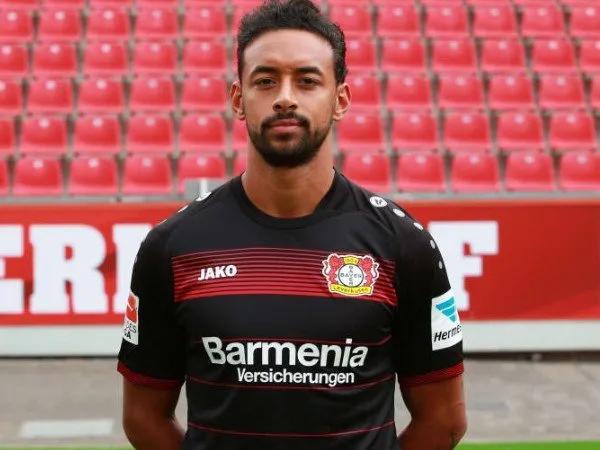 Usai Pingsan di Lapangan, Begini Kabar Terbaru dari Karim Bellarabi