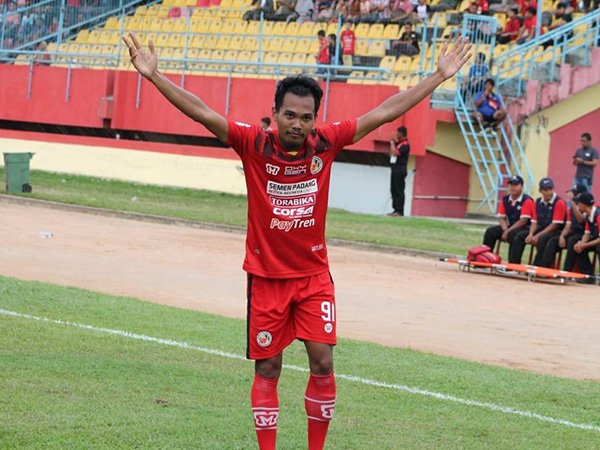 Minus Satu Pilar, Semen Padang Boyong 18 Pemain ke Markas Cilegon