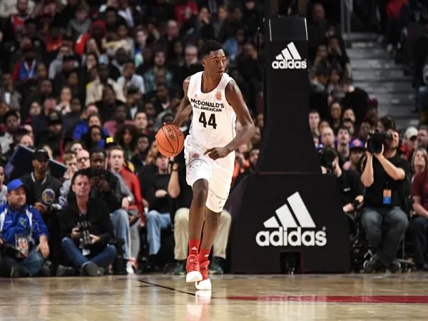 Milwaukee Bucks Resmi Merekrut Brandon McCoy
