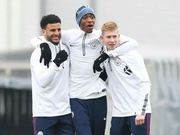 Bek Manchester City Ini segera Gabung West Brom