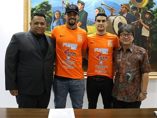 Resmikan Dua Penggawa Asing, Borneo FC Siap Tatap Derby Mahakam