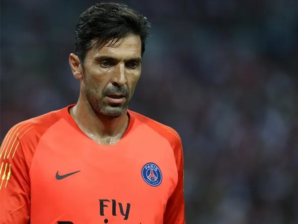 Agen: Buffon Tak Kalah Penting Ketimbang Neymar!