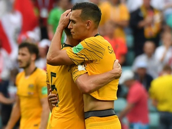 PSV Eindhoven Resmi Dapatkan Servis Bek Tangguh Australia Ini