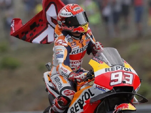 Terus Dikejar Rossi Selama MotoGP Ceko, Begini Komentar Marquez