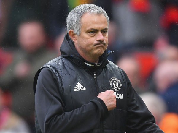 MU Pelit Belanja Pemain, Mourinho Dikabarkan Frustasi Berat