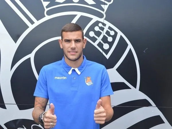 Real Madrid Resmi Pinjamkan Theo Hernandez ke Real Sociedad