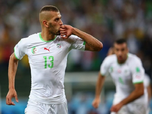 Leicester Resmi Pinjamkan Islam Slimani ke Fenerbahce