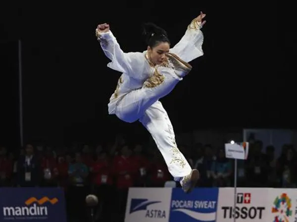 Atlet Wushu Cantik Ini Raih Medali Emas Kedua Indonesia di Asian Games