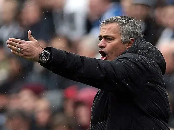 Mantan Kiper MU ini Tuding Mourinho Tak Cinta Seluruh Pemainnya