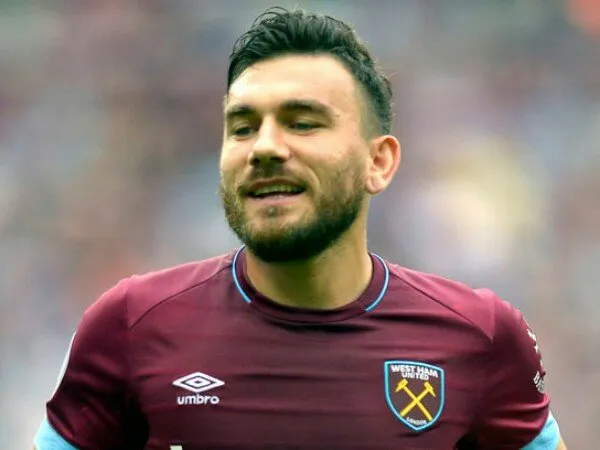 Snodgrass Sebut Pellegrini Salah Satu Manajer Terbaik