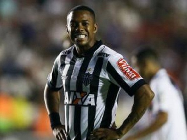 Robinho Beberkan Fakta Soal Transfernya Ke Milan dan Kegagalan Gabung Chelsea