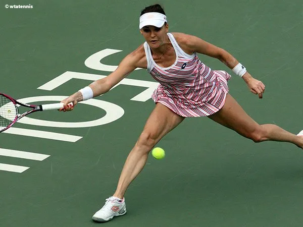 Agnieszka Radwanska Bungkam Bethanie Mattek Sands Di Seoul