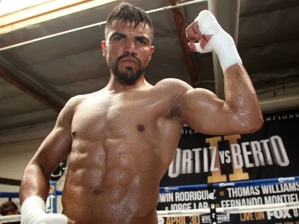 Beberapa Hari Jelang Berlaga, Ortiz Didakwa Memperkosa