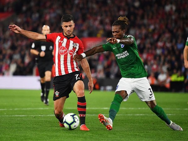 Southampton Lawan Wolves, Shane Long Diragukan Tampil