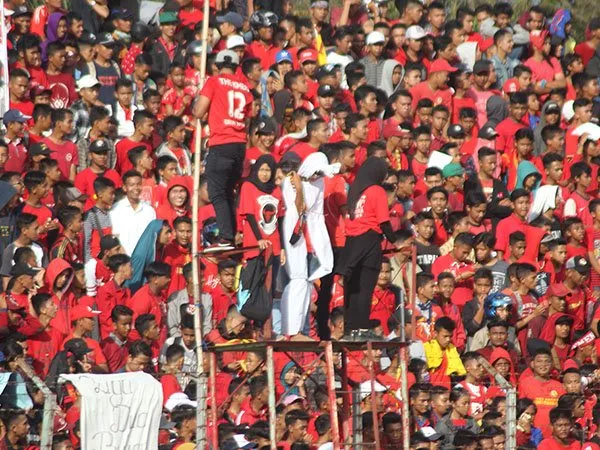 Harga Tiket Laga Kandang Semen Padang FC Naik 100 Persen