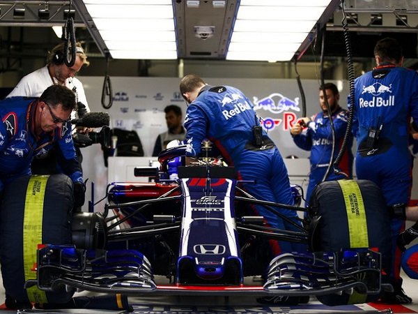 Kedua Mobil Gagal Finis di Sochi, Toro Rosso Beberkan Penyebabnya