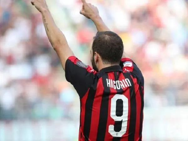 Higuain Cetak Rekor Baru Dalam Kariernya