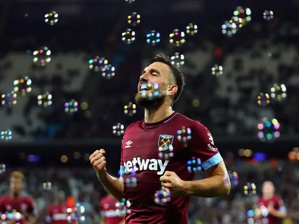 Takluk dari Brighton, Snodgrass Akui West Ham Frustrasi