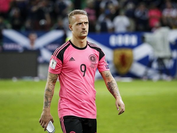 Leigh Griffiths Tinggalkan Skotlandia, Alex McLeish Tak Kecewa