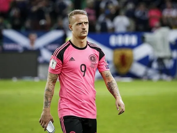 Leigh Griffiths Tinggalkan Skotlandia, Alex McLeish Tak Kecewa
