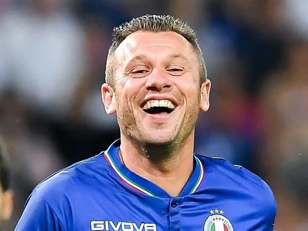 Antonio Casssano Umumkan untuk Pensiun (Lagi) dari Sepak Bola