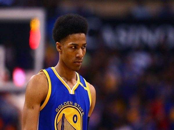 Masa Depan Abu-abu, Patrick McCaw Hindari Berkomunikasi Dengan Rekan Setim