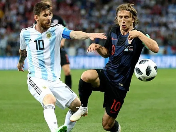 Modric Bersumpah untuk Takkan Pernah Bermain dengan Messi