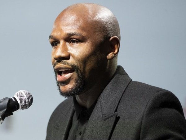 Lawan Khabib, Mayweather Yakin Bisa Dapat Bayaran Rp 3 Triliun