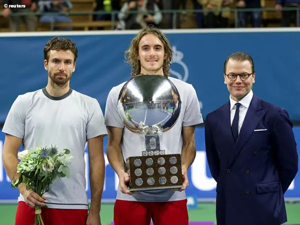 Sabet Gelar Stockholm Open, Stefanos Tsitsipas Catat Sejarah