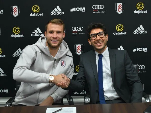 Bettinelli Perpanjang Kontrak bersama Fulham
