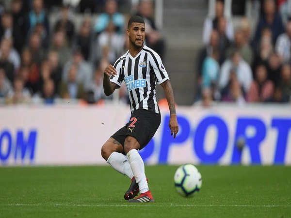 Newcastle Raih Hasil Buruk, DeAndre Yedlin Salahkan Pemain