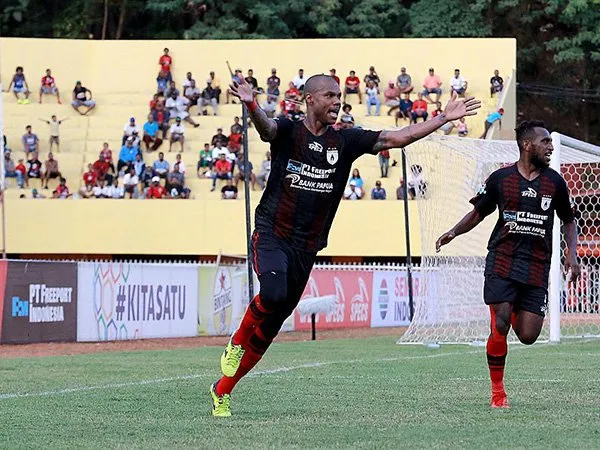 Persipura Jayapura Ditargetkan Raih Kemenangan di Lima Laga Sisa