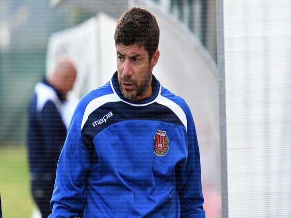 Eks Gelandang Lazio Resmi Dipecat Sebagai Pelatih Pro Piacenza