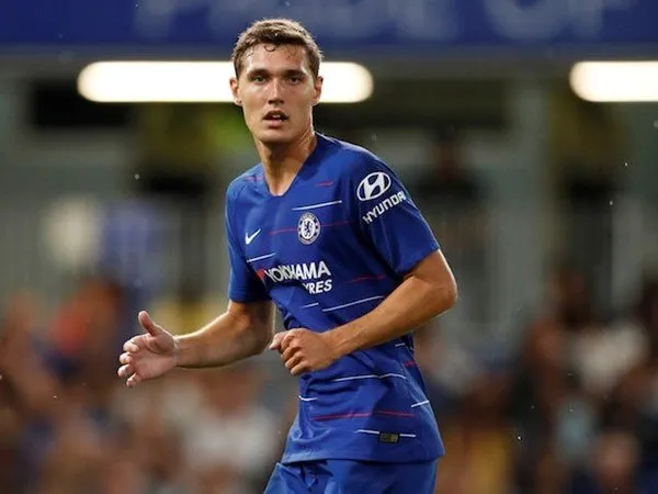 Christensen Isyaratkan Bertahan di Chelsea