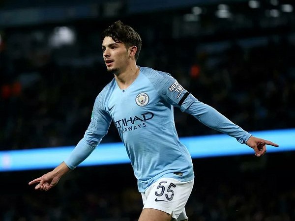 Real Madrid Berencana Rekrut Pemain Muda dari Corinthians dan Manchester City