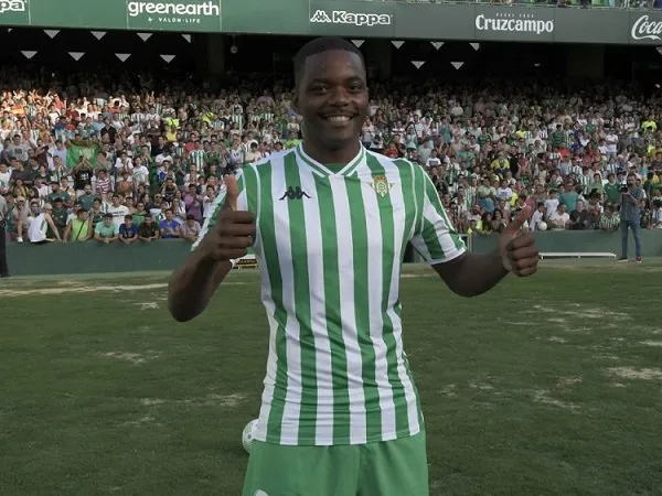 Carvalho dan Patricio Sumbang Dana untuk Sporting